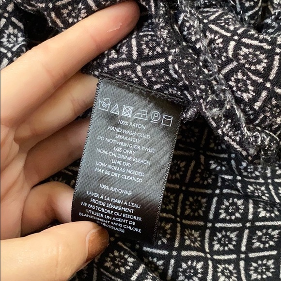 Urban Outfitters Flowy Boho Festival Shorts - Picture 5 of 9